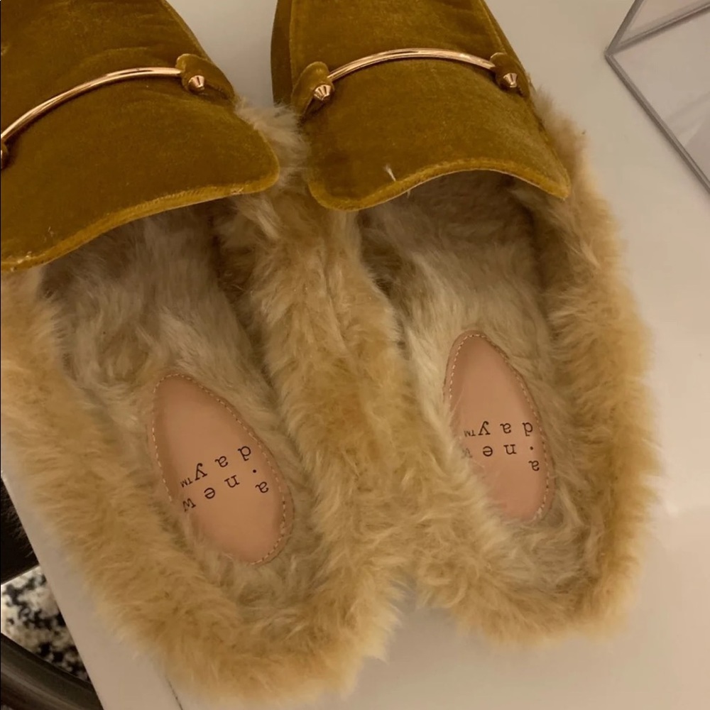 Brand new slides. - Picture 2 of 3